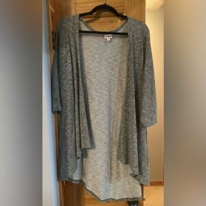 🎄NEW LOWER PRICE🎄~
LulaRoe Lindsay